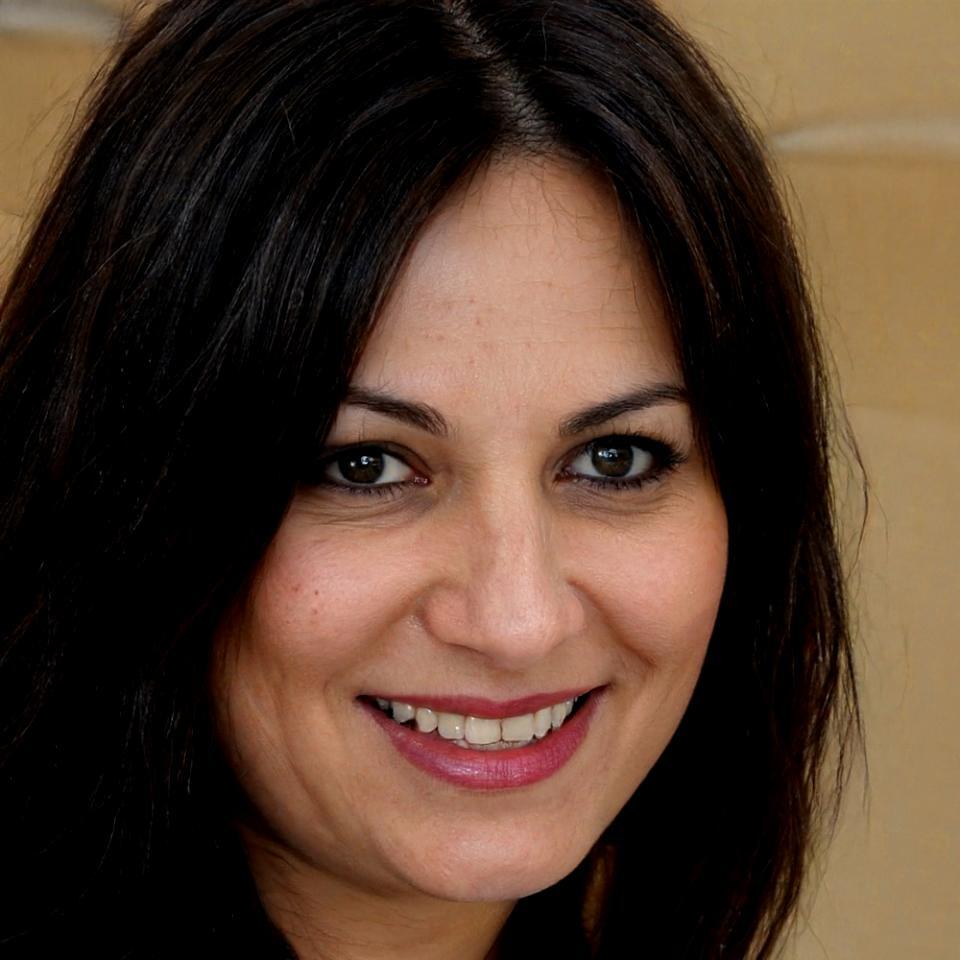 Portrait of Zelina Cordova, small business owner